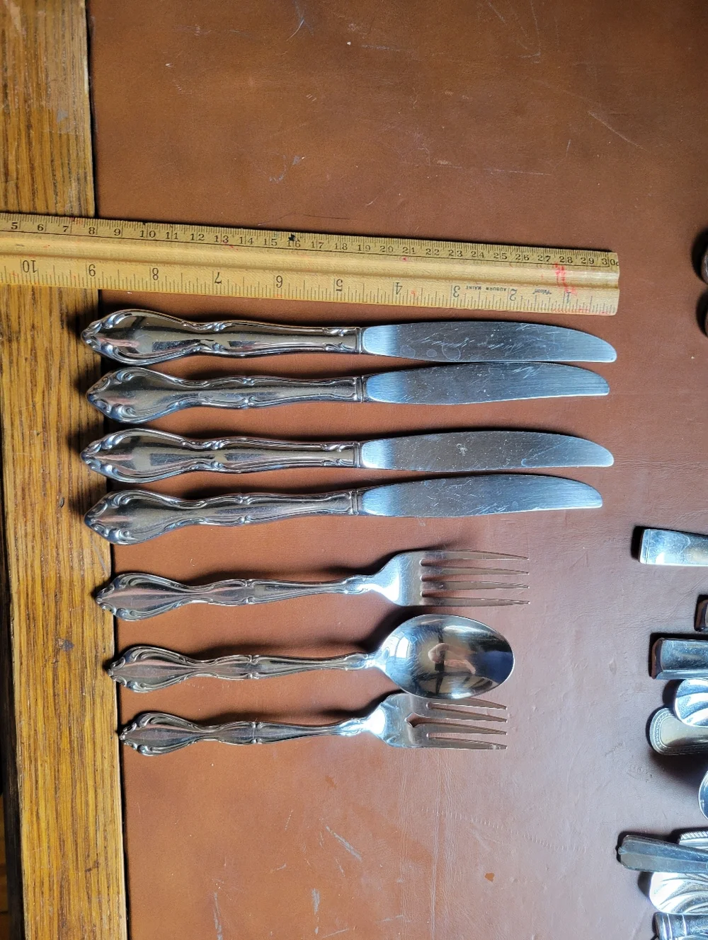 Oneida Cantata? 7 piece Stainless Flatware Silverware